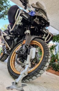 GS1300